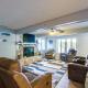 Waterfront Home with Views and Dock in Sunrise Beach!, Sunrise Beach (fotografie 4)
