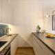 Versi2- Stylish 1BR pays homage to timeless charm, Athen - Foto 6
