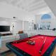 Chic Uptown Phoenix Home - Pool Table & Perfect Location
