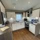 Golden Palm Resort - The Cambridge Deluxe - Coastal Caravan Breaks, Chapel Saint Leonards - Foto 4