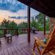 Panorama Mountain View Cabin, Less than 10 miles from Gatlinburg and Dollywood, Dog Friendly, 6 Bedrooms Sleeps 17, Fire Pit, HotTub, Washer Dryer, Fully loaded Kitchen, GameRoom with a TV, Pool Table, Arcade, Air Hockey, and Foosball Sevierville - Zdjęcie 4
