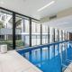 Beautiful 2BR APT with Balcony Pool and Gym, Melbourne