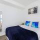 Beautiful 2BR APT with Balcony Pool and Gym, Melbourne (foto 9)