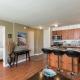 Deluxe Condo with Recreation Deck View, Free parking & WiFi, Honolulu (photo 6)