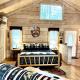 Crazy Bear - Motorcycle Friendly Home with Hot Tub and Grill Tellico Plains - Zdjęcie 10