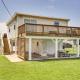 Walk to Beach Updated Home with Deck in Galveston!, Galveston - Fotografie 1