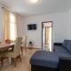 A3 - seafront apt with balcony 1 min to beach Trogir - Zdjęcie 6