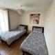 Stay in Yeovil Town Centre, Large 2 BD Apt With Parking, Sleeps 4, Yeovil (photo 10)