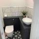 Private entrance 1 bed studio Salford - Perfect location for Concerts, RHS Gardens, Manchester City Centre and Salford Quays, Manchester - Photo 7