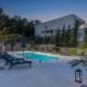 Villa Adriatic, App Rebecca with heated swimming pool, sew view, childrens playground, free parking, Ičići (fotografie 8)