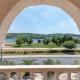 A1 - seafront apt with balcony 1 min to beach Трогир - Фото 2
