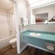 RIVER OAK INN, Bandera (photo 9)