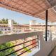 Serene Escape One Bedroom Apartment with AC, Wi-Fi, Gym and 5-Minute Walk to the Beach Cativating Tree and Garden Views, コルバ - 写真 10