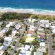 Beach House Getaway - Stylish, Kms of Beach ZA1