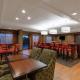 Hampton Inn Bedford - Photo 6