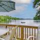 Waterfront Gray Home with Furnished Deck and Fire Pit!, Raymond (foto 2)