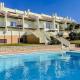 Peniche master bedroom with sea view balcony, private bathroom, shared kitchen, swimming pool, surfing resort, Atouguia da Baleia
