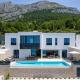Seafront Villa Kiara with 5 en-suite bedrooms in Omiš - Photo 6