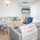 Stylish 2 B/R Kings Beach Apartment (6 guests) ZF4, Caloundra - Fotografie 3