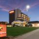 Orangewood Inn & Suites Kansas City Airport, Kansas City - Foto 1
