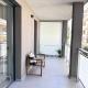 New 2022 Family&Friends Downtown AC 3BR 2BA FREE PARKING big Balcony near Metro&Train Station SELF CHECK-IN Apt, Budapest - Foto 4