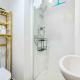 Cozy Two Bedroom with Seaview - Wifi - Gym, Окленд - Фото 4
