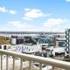 Cozy Two Bedroom with Seaview - Wifi - Gym, Окленд - Фото 5