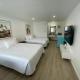 Poolside Double Rooms, Lake City