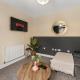 Sleek and Stylish 2 Bed with Garden and Parking, Sheffield (zdjęcie 2)