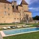 Château de Pierreclos, Pierreclos