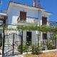 SUNDAY HOUSE, Skala Kallirakhis