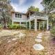 Suwanee House, Bell