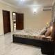 3 Bed Apartment Sleeps 6 - EnSuites Parking Wifi, Freetown - Fotografie 10