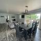 Modern, Sunset Waterfront Cottage with EV Charger Yarker - Foto 2