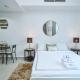 Luxury Escapes - Spacious Studio with Balcony & Marina View - Bay Central, Dubai - Foto 8