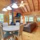 Ellijay Cabin with Deck and Hot Tub!, Ellijay - Fotografie 3