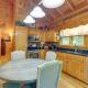 Ellijay Cabin with Deck and Hot Tub!, Ellijay - Fotografie 8