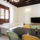 1. Casa de Alma. Apartment in historic house, Малага - Фото 1