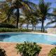 Casa pé na areia com garagem na Praia de Guarajuba, Guarajuba - Foto 7