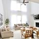 Luxe Living 4-bedroom with fireplace & game room, Little Elm (Foto 6)