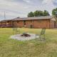 9 Mi to Grove Home with Fire Pit in Southwest City, South West City - Fotografie 1