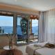 Salty Wave Suites