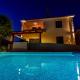 Holiday Home in Pula near Beach & Pool, Pula (Foto 7)