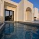 Artium Villa with Outdoor Pool hosted by K&K, Foinikiá