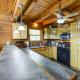 Sevierville Cabin with Hot Tub and Mountain-View Deck - Fotografie 9
