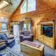 Sevierville Cabin w/ Wraparound Deck + Lake Access, Севьервилл (фото 5)