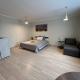 Beautiful Apartment Great Location FREE PARKING, Рига (фото 2)