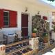 red guesthouse, Flampouria
