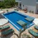 Loula's Villa, Alykes