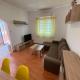 Apartments Belic with pool, Jelsa (photo 4)